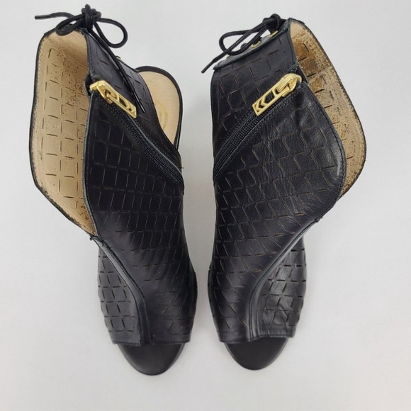 House of Harlow shoe/bootie - Picture 2 of 8